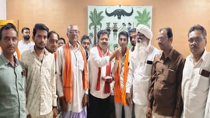 Simple Hindi instead of difficult words Deputy CM said the language should be such that it increases trust in