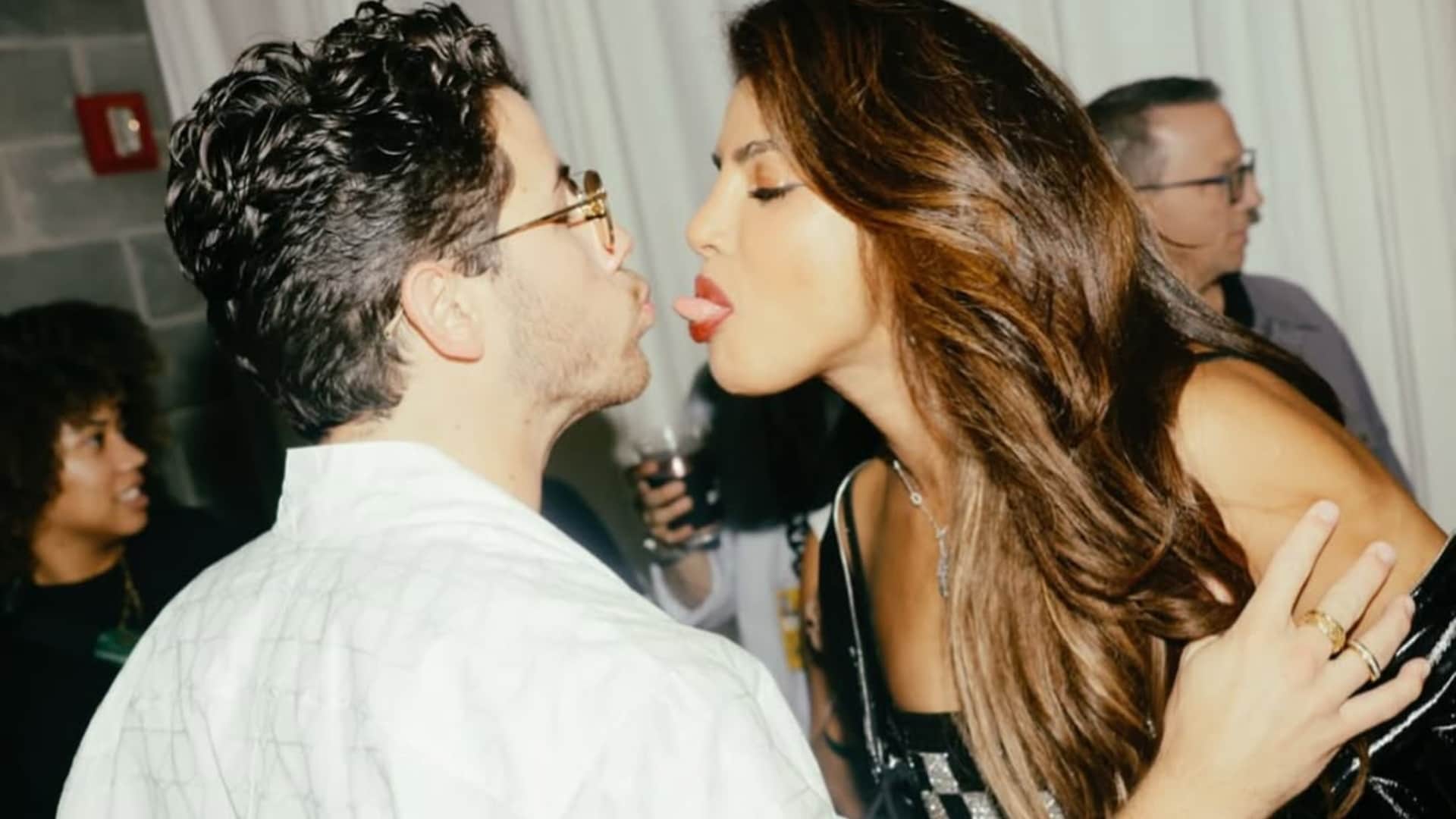 priyanka chopra shares nick jonas and malti marie chopra jonas photos on fathers day The light of our lives