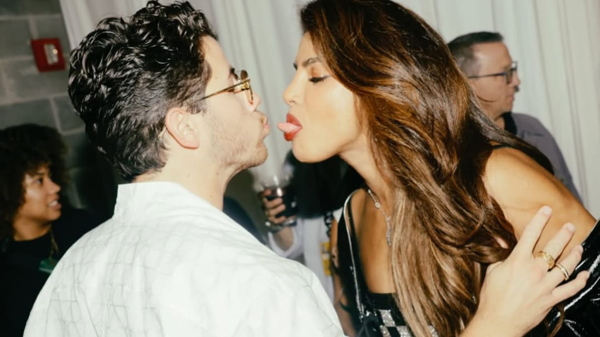 Priyanka Chopra reviews Nick Jonas Loved You Better performance says This song takes me out