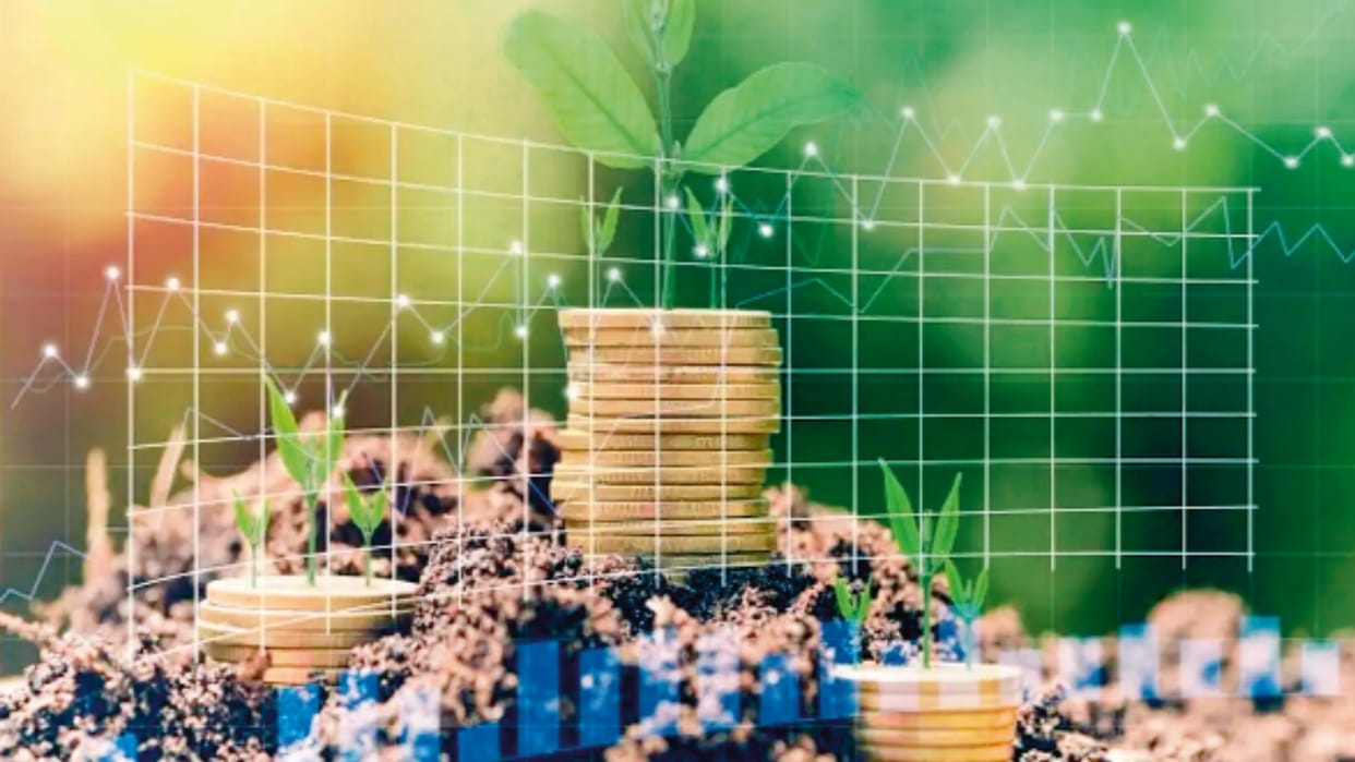 volatility in equity markets despite correction and record gold prices driving investors hybrid mutual funds