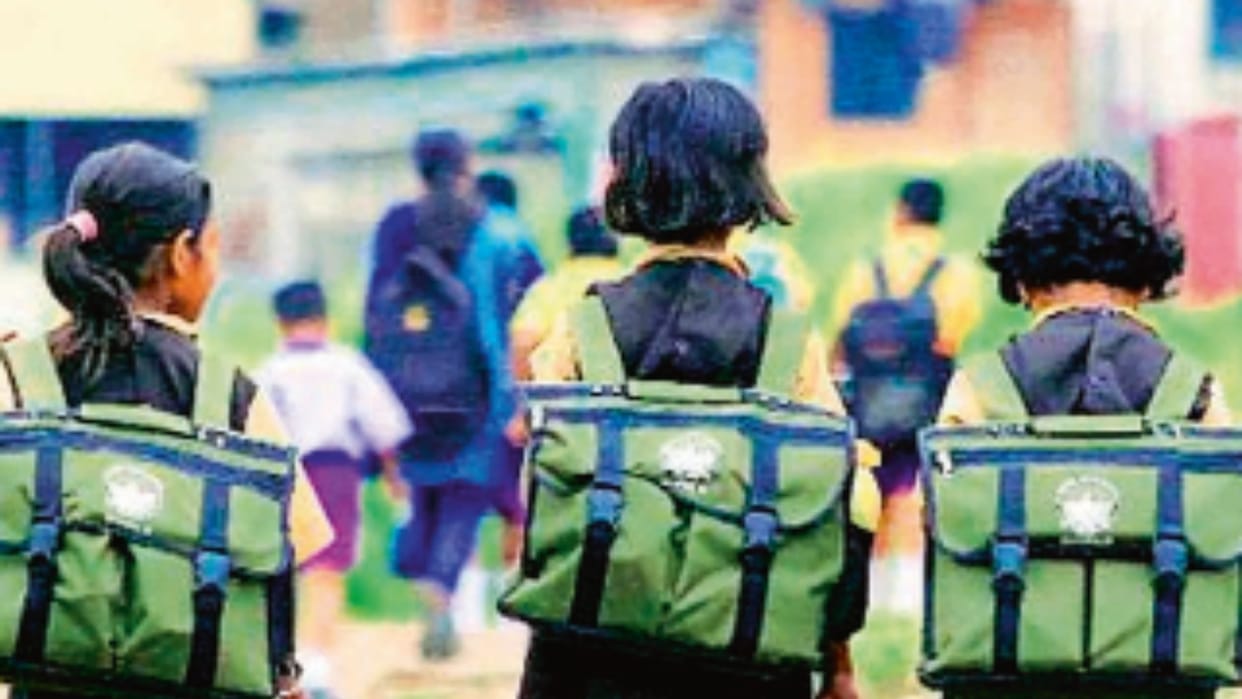 UNESCO report 272 million children in world deprived of going to school
