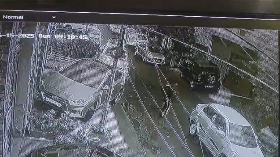 Servant of property dealer stole 6.88 lakhs cash and gold chain in Sonipat see video