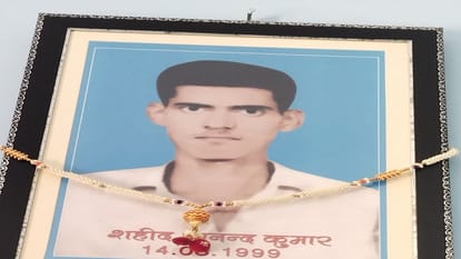 Sharmila Devi made her son a lieutenant in the army after her husband was martyred