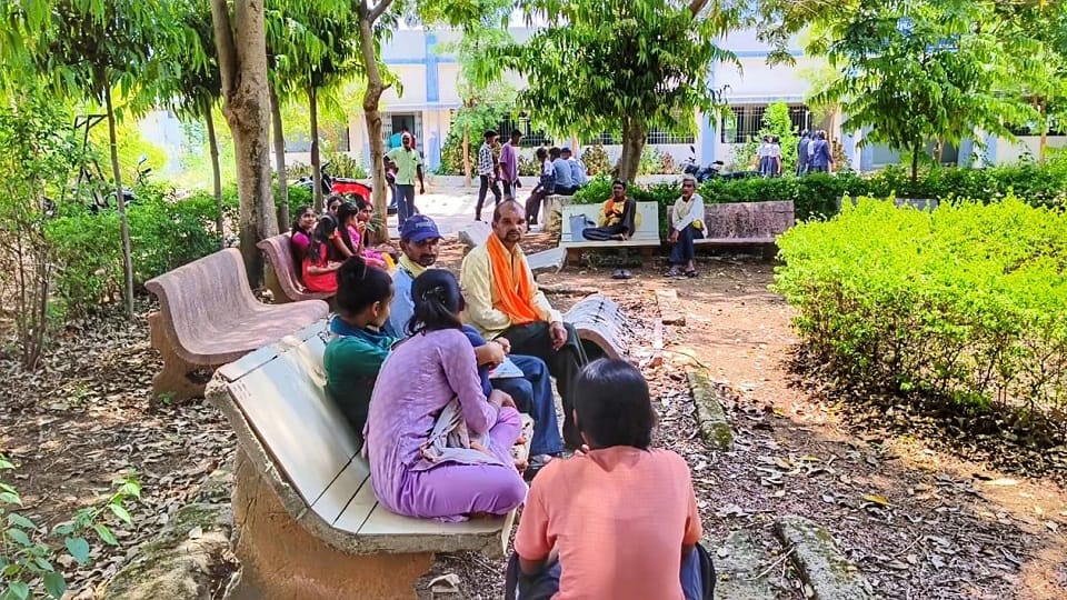 Disappointment prevailed here from the first day itself children were deprived of education in Balod