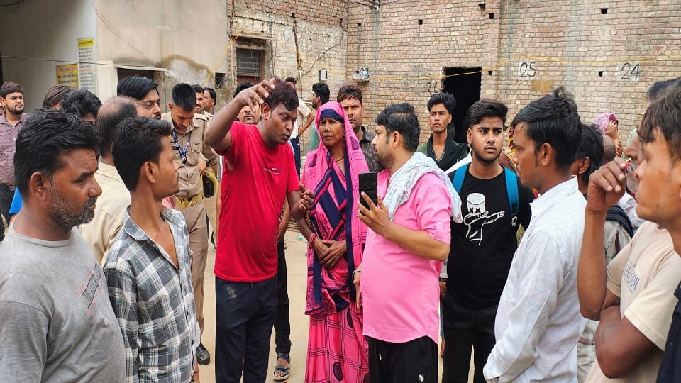 mathura excavation accident six houses collapse three people died 25 thousand reward declare of accused