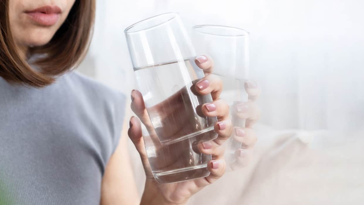 Hands Trembling Signs Risk 3 Serious Health Issues Check Diseases and Prevention Details