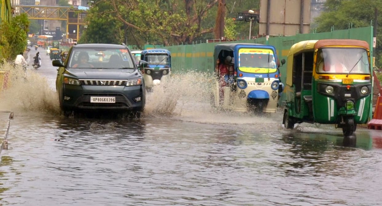 Pre-monsoon Begins Rain in agra up Weather news