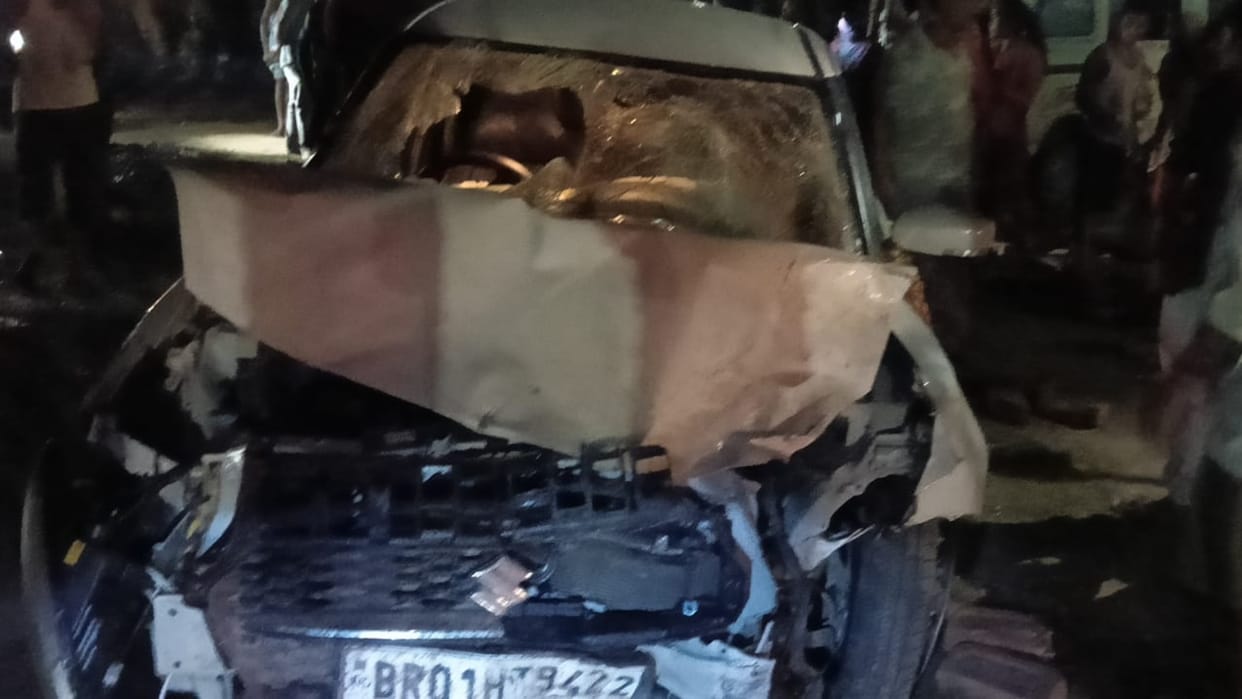 Bihar News : Woman died in car accident road accident news hajipur bihar police vaishali news