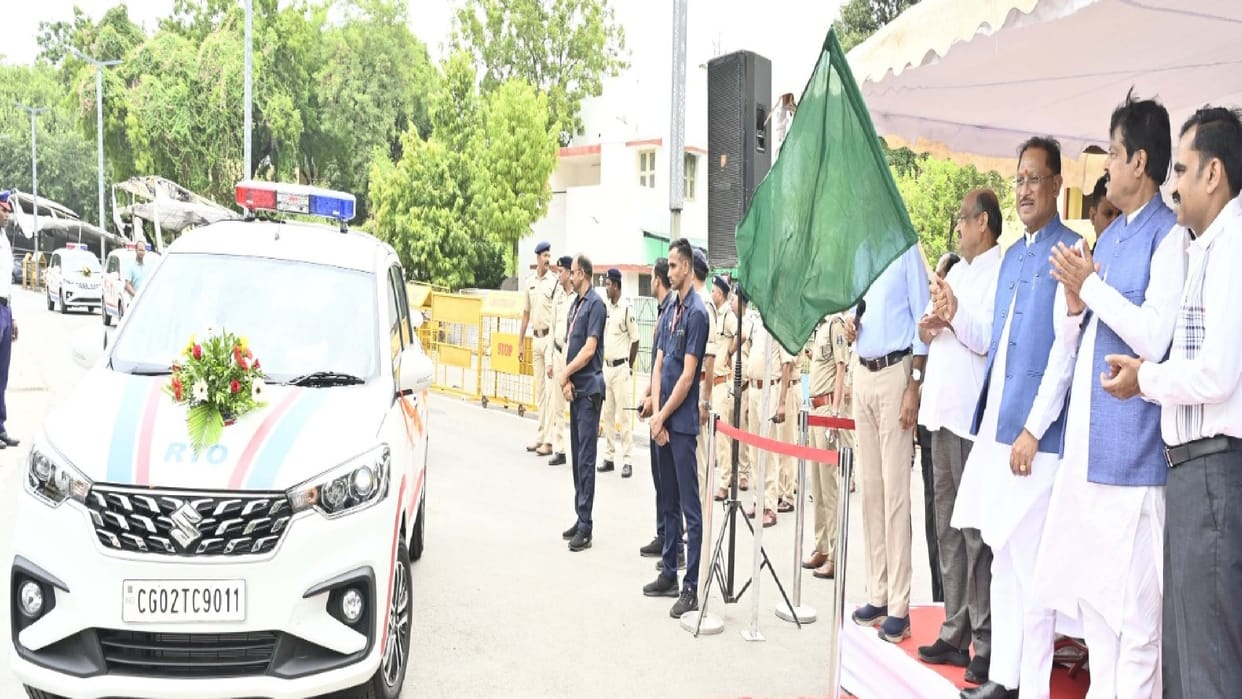 48 new vehicles added to Chhattisgarh RTO: CM vishnudeo Sai flagged off vehicles