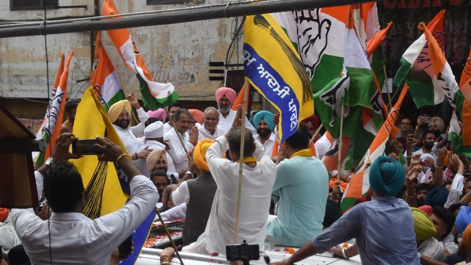 Ludhiana by Election campaigning ended candidates showed strength on last day doing road show