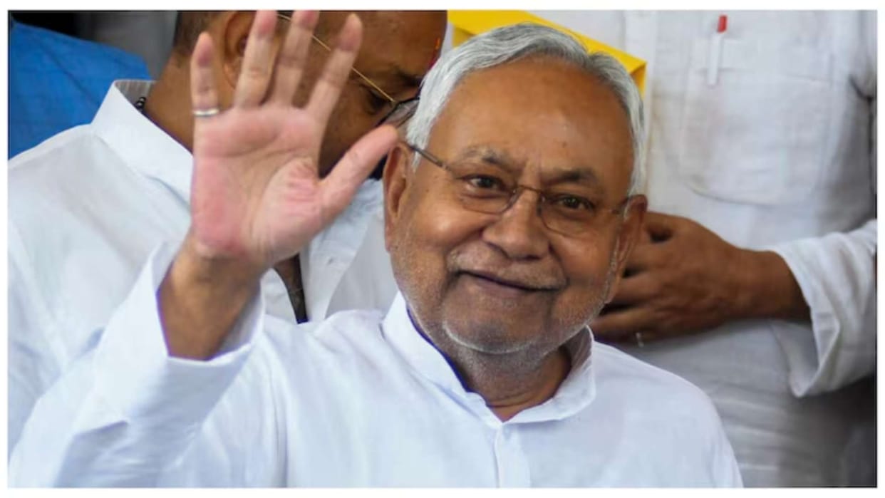 Bihar News : CM Nitish Kumar went to New Delhi bihar election Bihar Assembly Elections 2025
