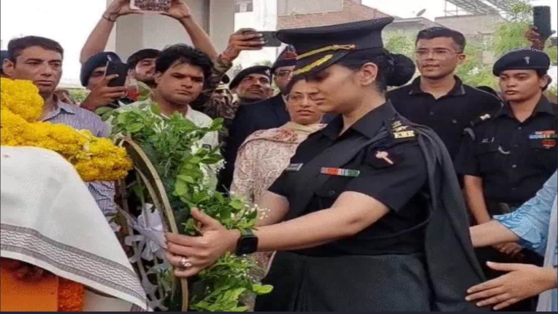 Rajasthan News: Pilot Rajveer's funeral took place with military honors, his wife gave the last salute