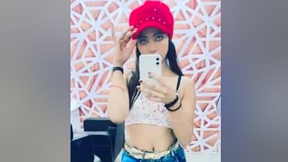 Model Sheetal alias Simmi chaudhary murder Neck chest and hand attacked with sharp weapons friend confessed