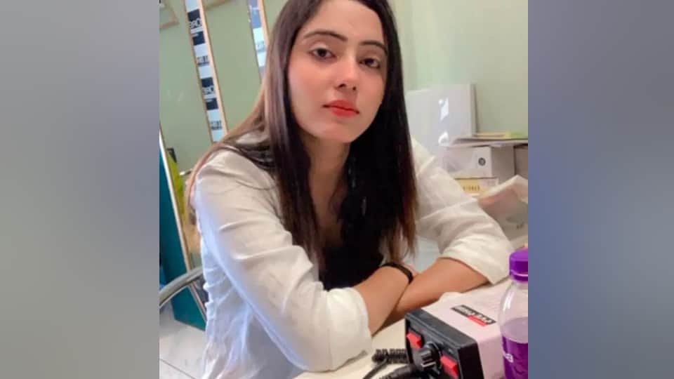 Simmi Chaudhary Murder Case Update Sheetal Friend Sunil Confess Full Story News In Hindi