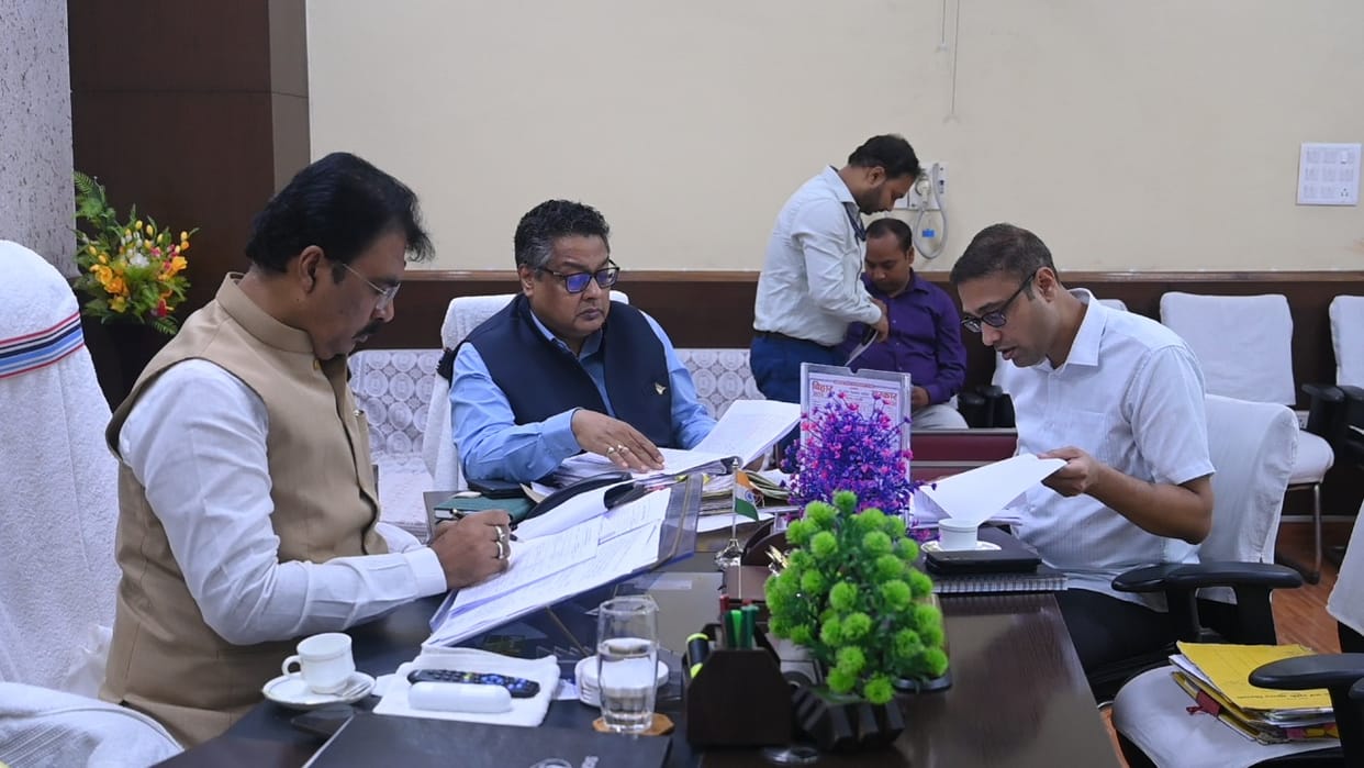 Bihar: Land Reform Minister Sanjay Saraogi becomes strict on pending cases