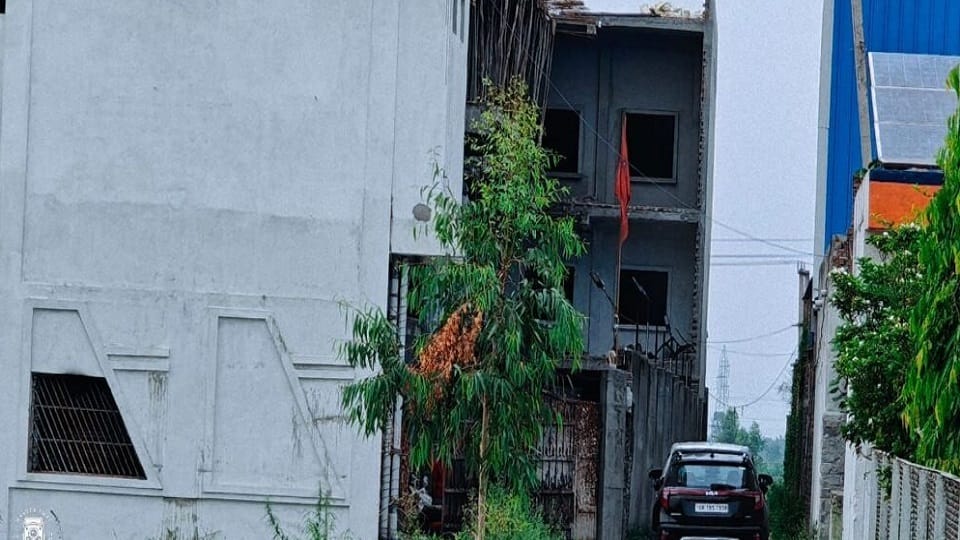 Enforcement Directorate raided a factory in Kunda Kashipur