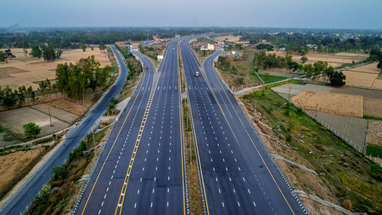 The third survey of Gorakhpur-Panipat Expressway has also been completed. It will pass through 22 districts