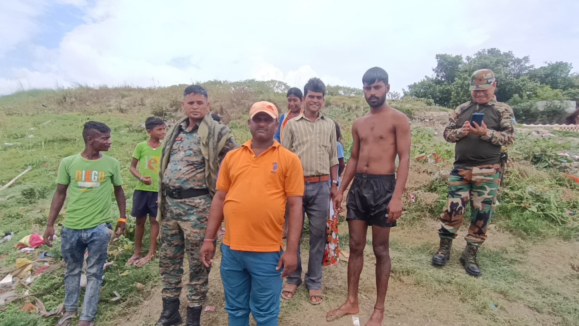 घटनास्थल पर पहुंची पुलिस