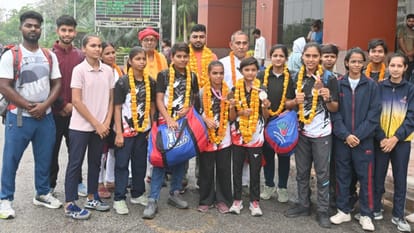 cricket handball wrestling sports News 30 swimmers selected for regional competition, six national level