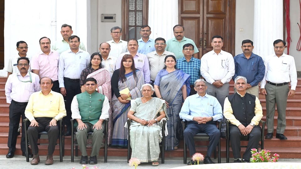Meerut: Governor honored the Vice Chancellor and his team on getting A grade from NAAC