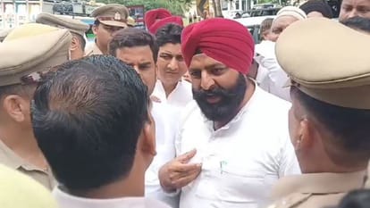 police action to vacate SP office in Pilibhit scuffle with workers