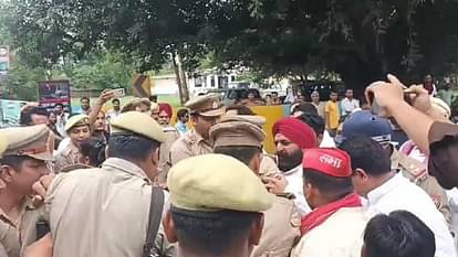 police action to vacate SP office in Pilibhit scuffle with workers