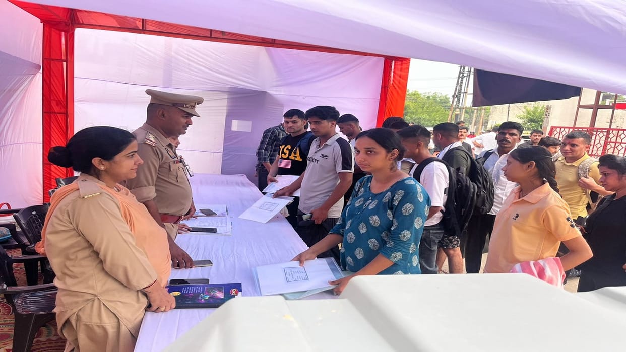 recruitsof 1473 recruits started in police line bareilly