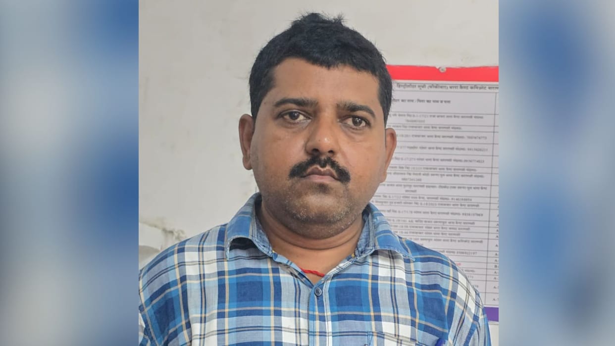 Post office clerk arrested for making fake certificate in varanasi