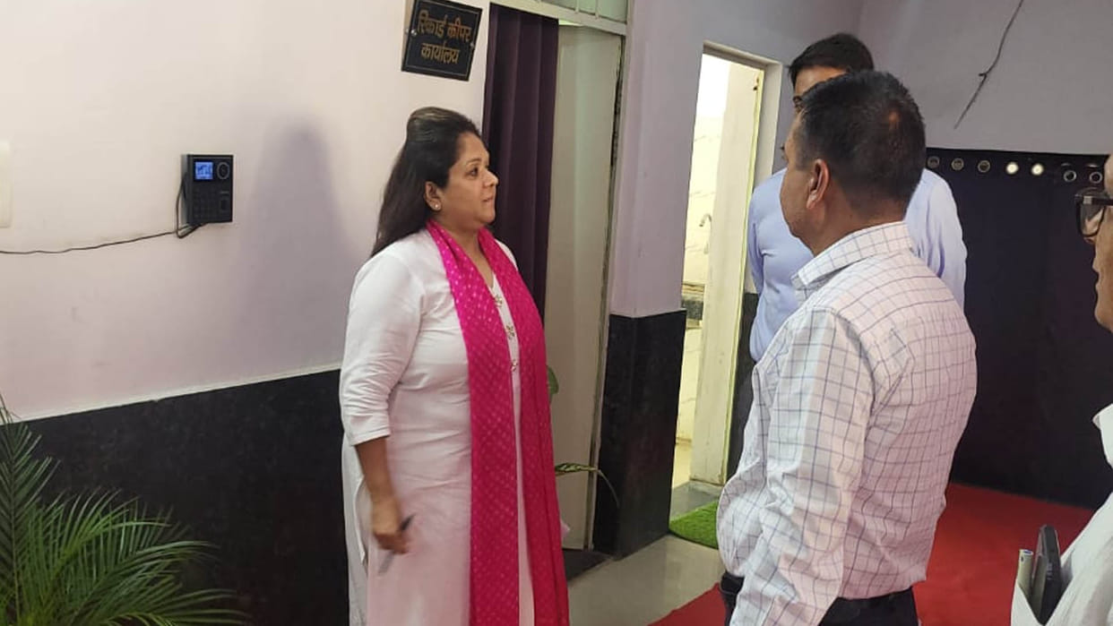 Kanpur: Take gangster action against fraudsters