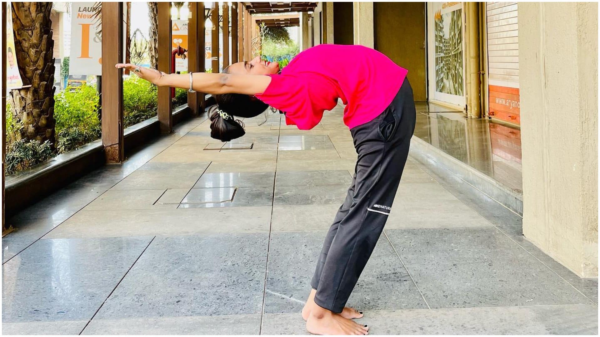 International Yoga Day 2025 5 Yoga Poses You Can Do Anywhere Yogasan jo kahin bhi kar sakte hain