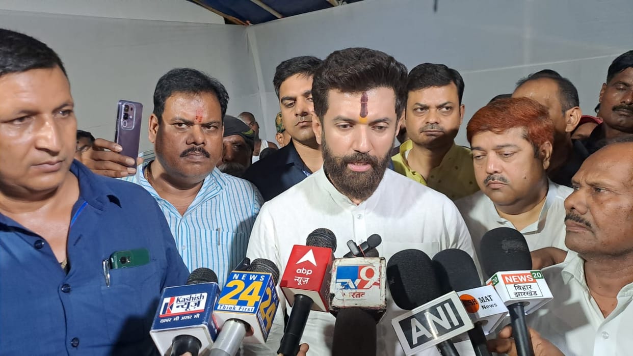 Bihar News : Chirag paswan targeted rjd party tejaswi yadav lalu yadav firing case in Polo Road patna bihar