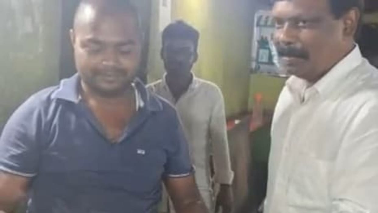 Bihar: Additional Chief Secretary of Bihar seen making launglata at a tea stall, video goes viral