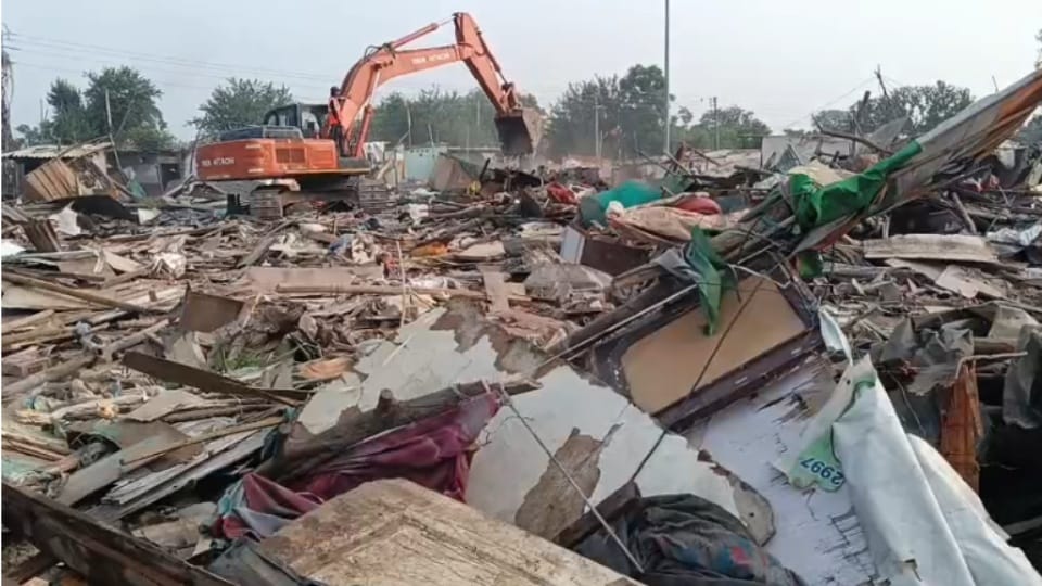 Preparations to demolish furniture market, administration made announcement