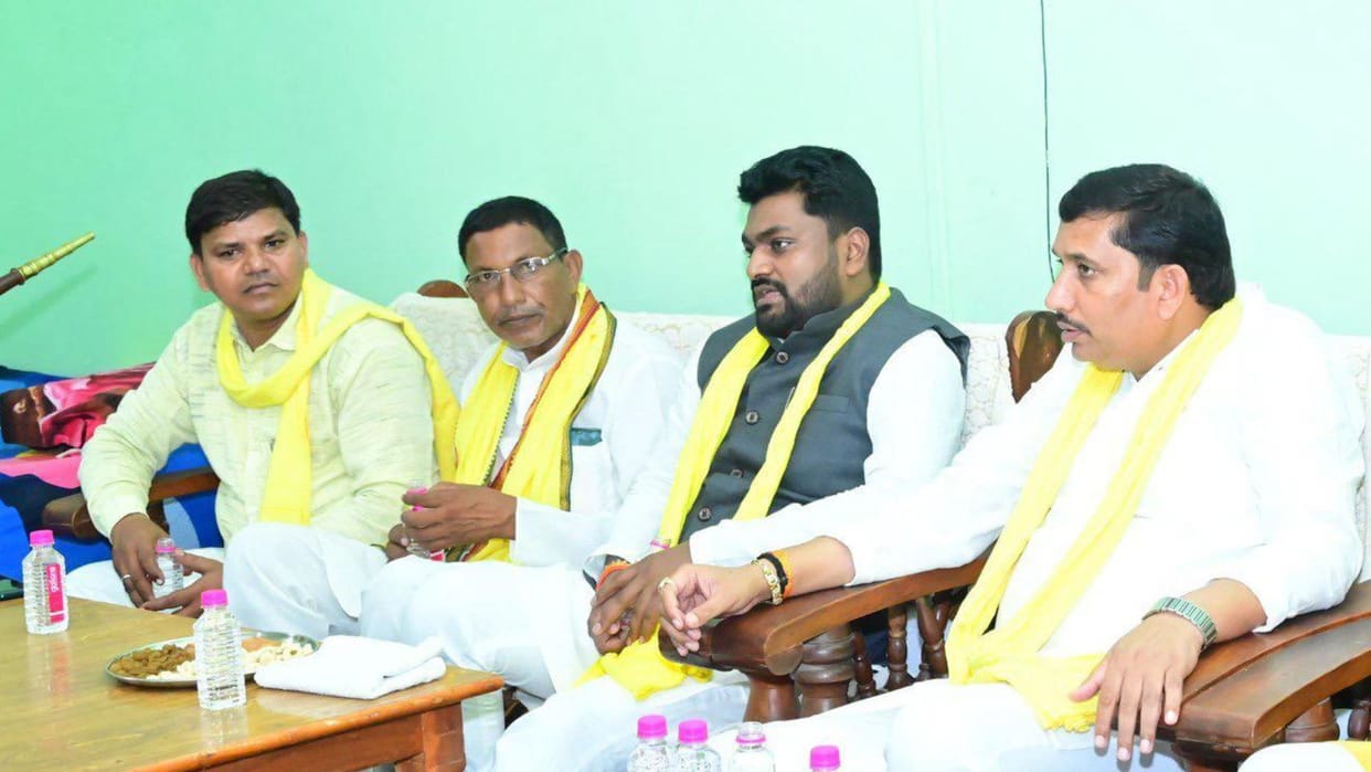 Subhaspa leader Arvind Rajbhar attacked Akhilesh Yadav in Mau