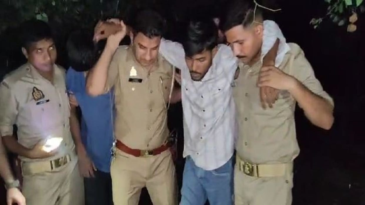 Two miscreants arrested in an encounter who looted a woman earrings in Bareilly