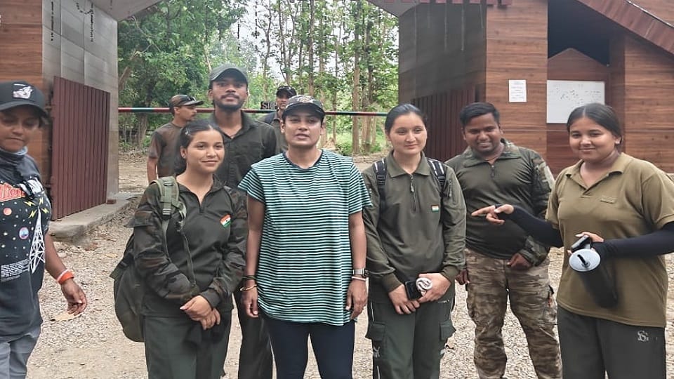 Former cricketer Mithali saw the tiger in Corbett Ramnagar