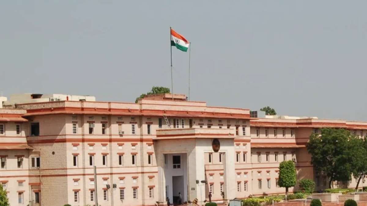 Jaipur: Fire breaks out in DIPR office in Secretariat, many important files burnt to ashes