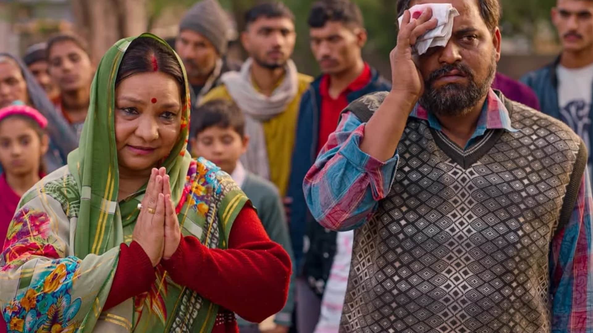 Who is Sunita Rajwar Panchayat Web Series Fame Maju Devi Banrakas Wife All Details In Hindi