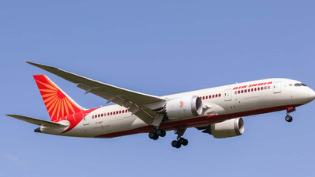 Air India Loses Passengers on India-UK Routes as Rival Airlines Gain Ground  Here’s Why