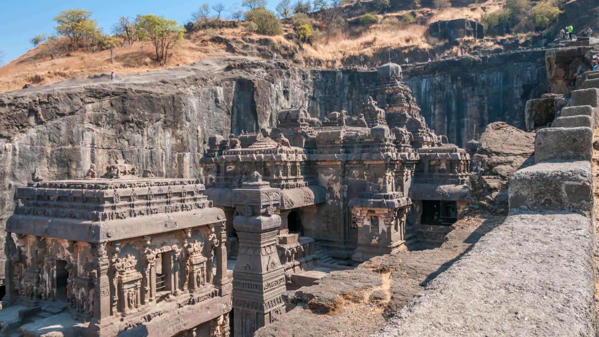 Ellora Kailasanatha Temple Took 100 Years to Build World’s Largest Monolithic Structure News in Hindi