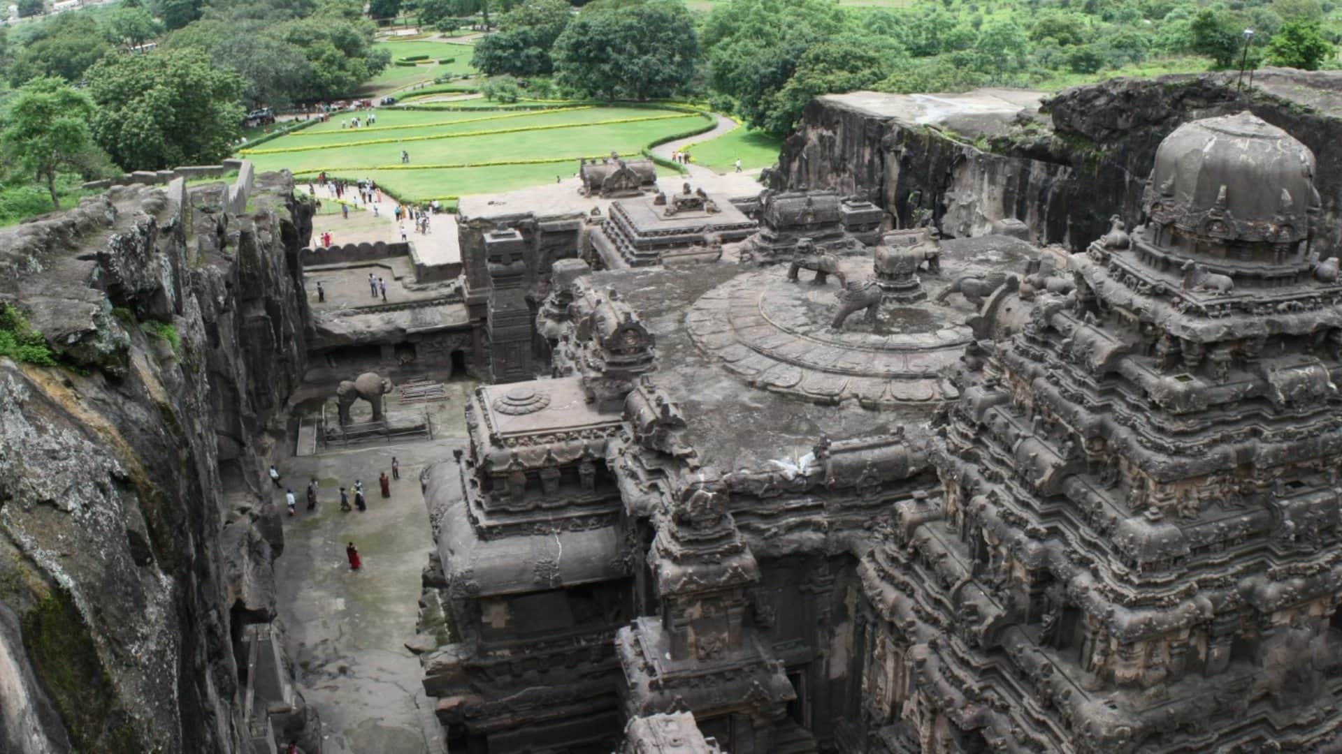 Ellora Kailasanatha Temple Took 100 Years to Build World’s Largest Monolithic Structure News in Hindi
