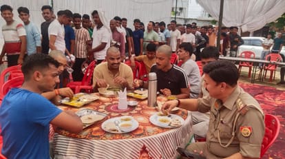 Kanpur Training course begins for 2000 newly appointed soldiers they will learn the code of conduct