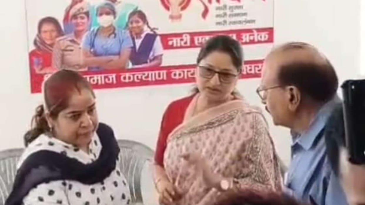 Minister Annapurna Devi arrived on a visit to Deoghar, inspected the hospital and child reform home