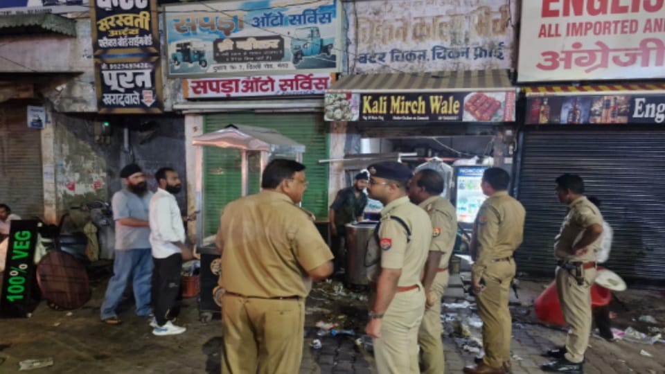 Shops in Meerut to Shut Down After 11 PM, Police Crack Down on Late-Night Activity