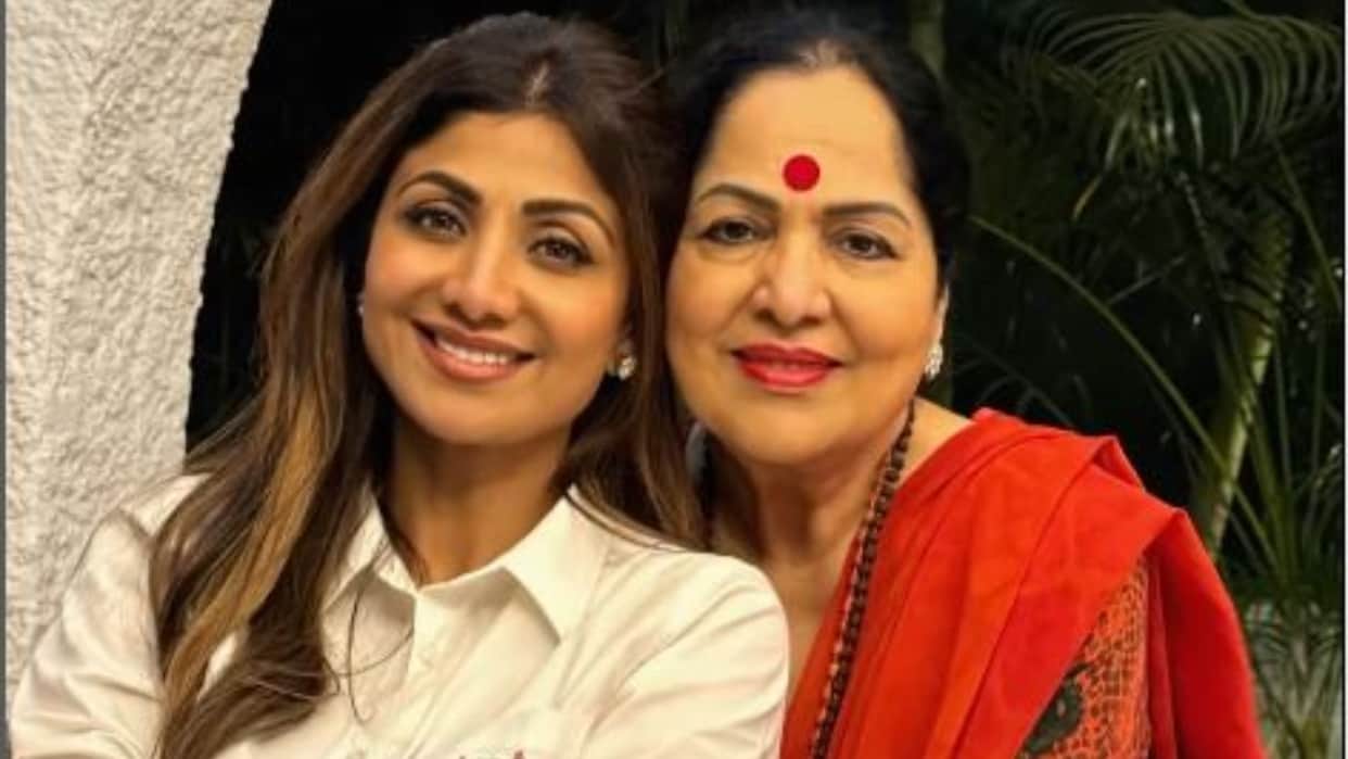 Shilpa Shetty shares post on mother birthday writes nice note farah khan and bhagyashree comments