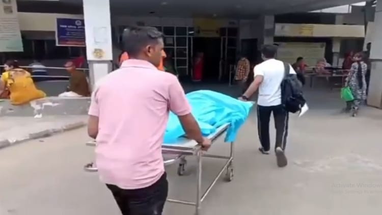 Negligence From Bk Hospital Came To Light Living Woman Declared Dead And  Sent To Post-mortem House - Amar Ujala Hindi News Live - हरियाणा:अस्पताल  में लापरवाही की हद पार, जिंदा महिला को