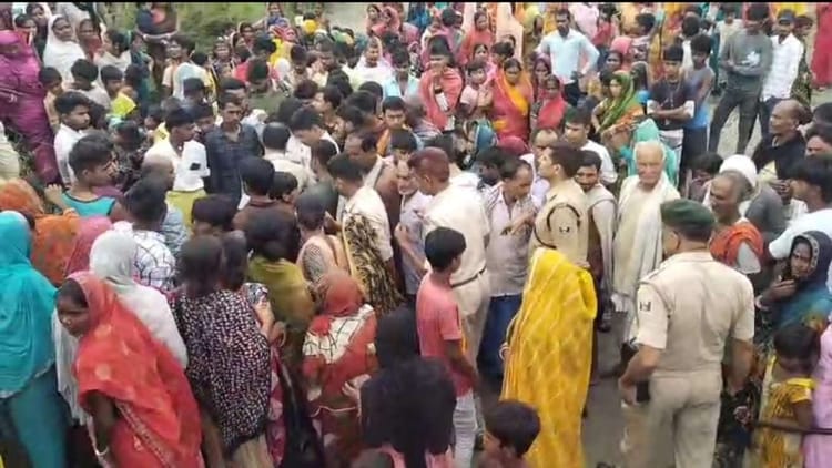 Bihar News: वैशाली में 20 वर्षीय युवक की कांच की बोतल घोंप कर निर्मम हत्या, इलाके में सनसनी