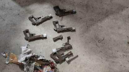 मिनी गन फैक्ट्री का हुआ भड़फोड़