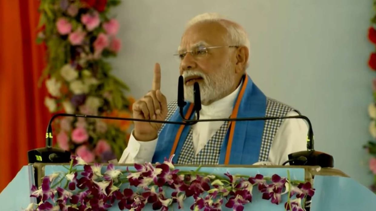 PM Modi inaugurated Vande Bharat Express from Siwan, people said time saving, fast travel