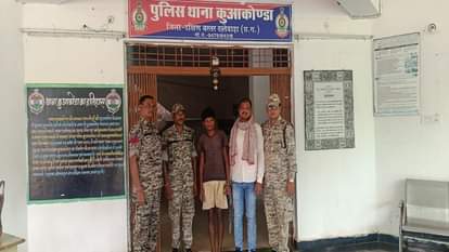 पुलिस की गिरफ्त में आरोपी